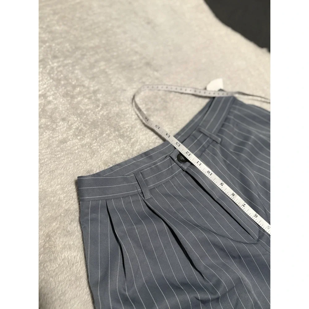 New Forever 21 High Waist Pleated Women's Gray Dress Pants Size Large Wide Leg - Picture 5 of 8